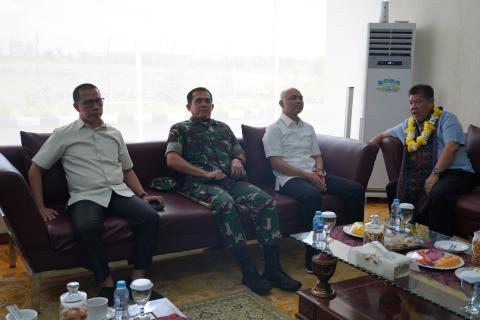 Eddy Iskandar Sambut Kedatangan Gubernur dan Wakil Gubernur Babel Periode 2025–2030