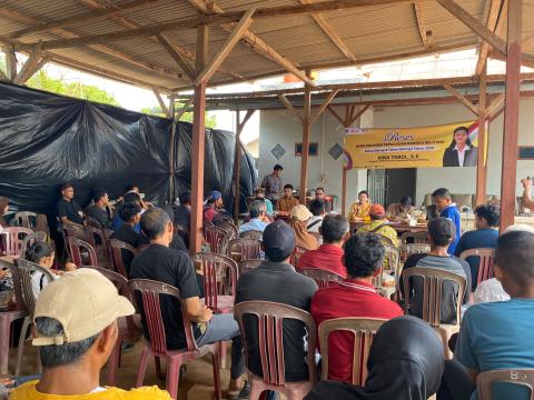 Dengar Keluhan Warga Pulau Besar, Rina Tarol Soroti HTI hingga Kebutuhan Nelayan dan Petani