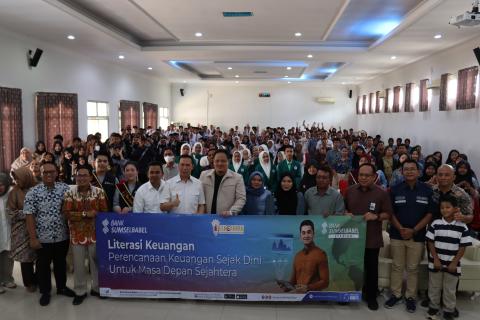 DPRD Babel Dapil Pangkalpinang Gelar Reses di SMKN 2, Dorong Literasi Keuangan bagi Generasi Muda