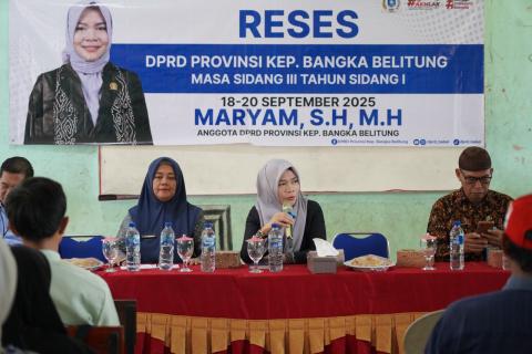 Maryam Serap Aspirasi Masyarakat dan Siswa di SMA Negeri 2 Mendo Barat