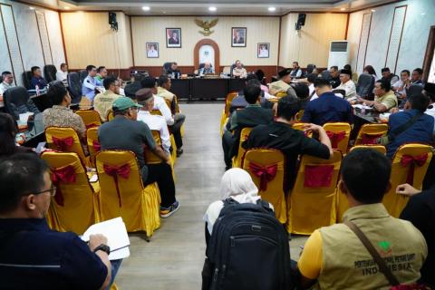 Petani Sawit Menjerit, DPRD Babel Minta Harga TBS Minimal Rp. 3.000 per Kg